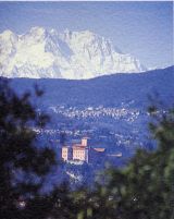 la_rocca_di_angera_e_il_monte_rosa